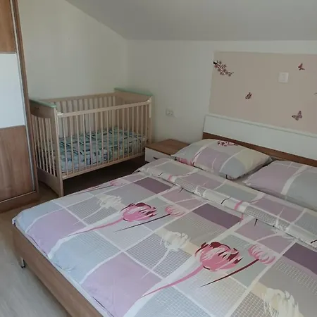 아파트 Suncev Sjaj