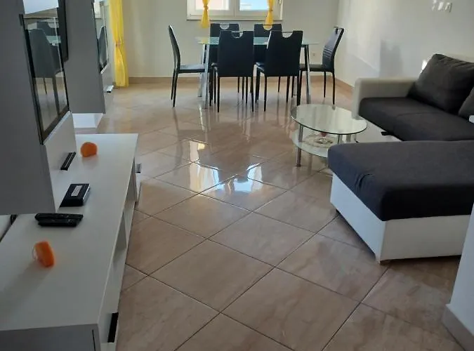 Suncev Sjaj Apartamento Rtina