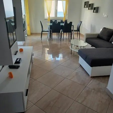 Suncev Sjaj Apartment Rtina